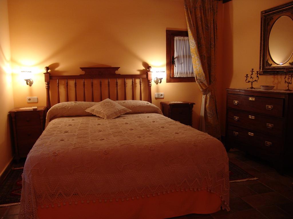 Apartamentos La Columna Chinchon Exterior photo