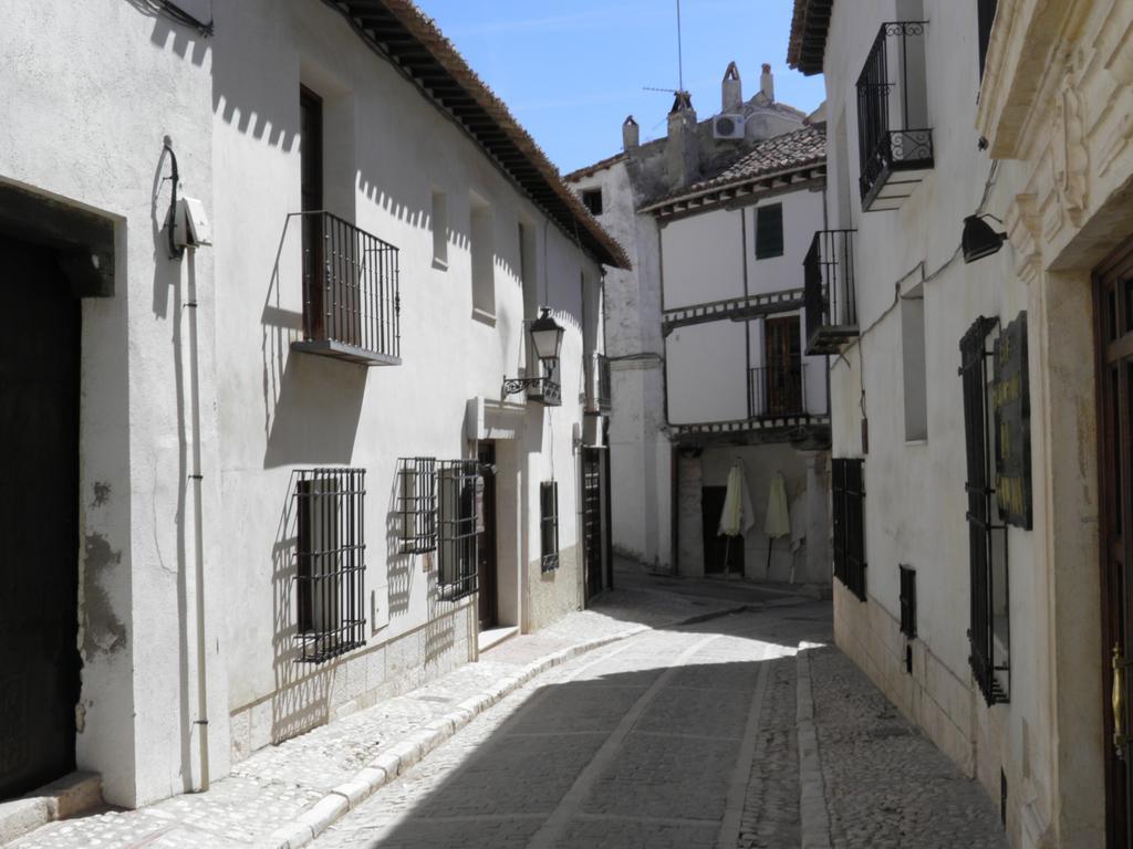 Apartamentos La Columna Chinchon Exterior photo